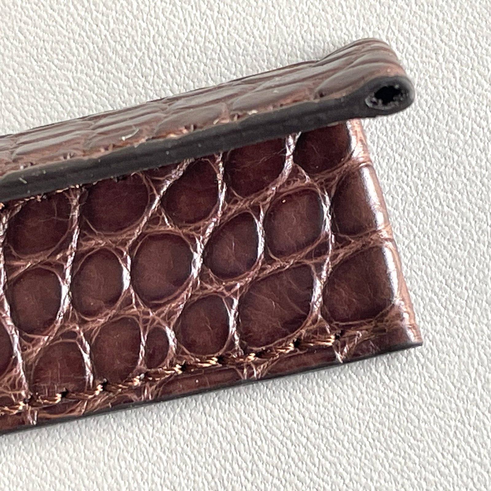 Vero fianco Alligatore cioccolato - immagine 4