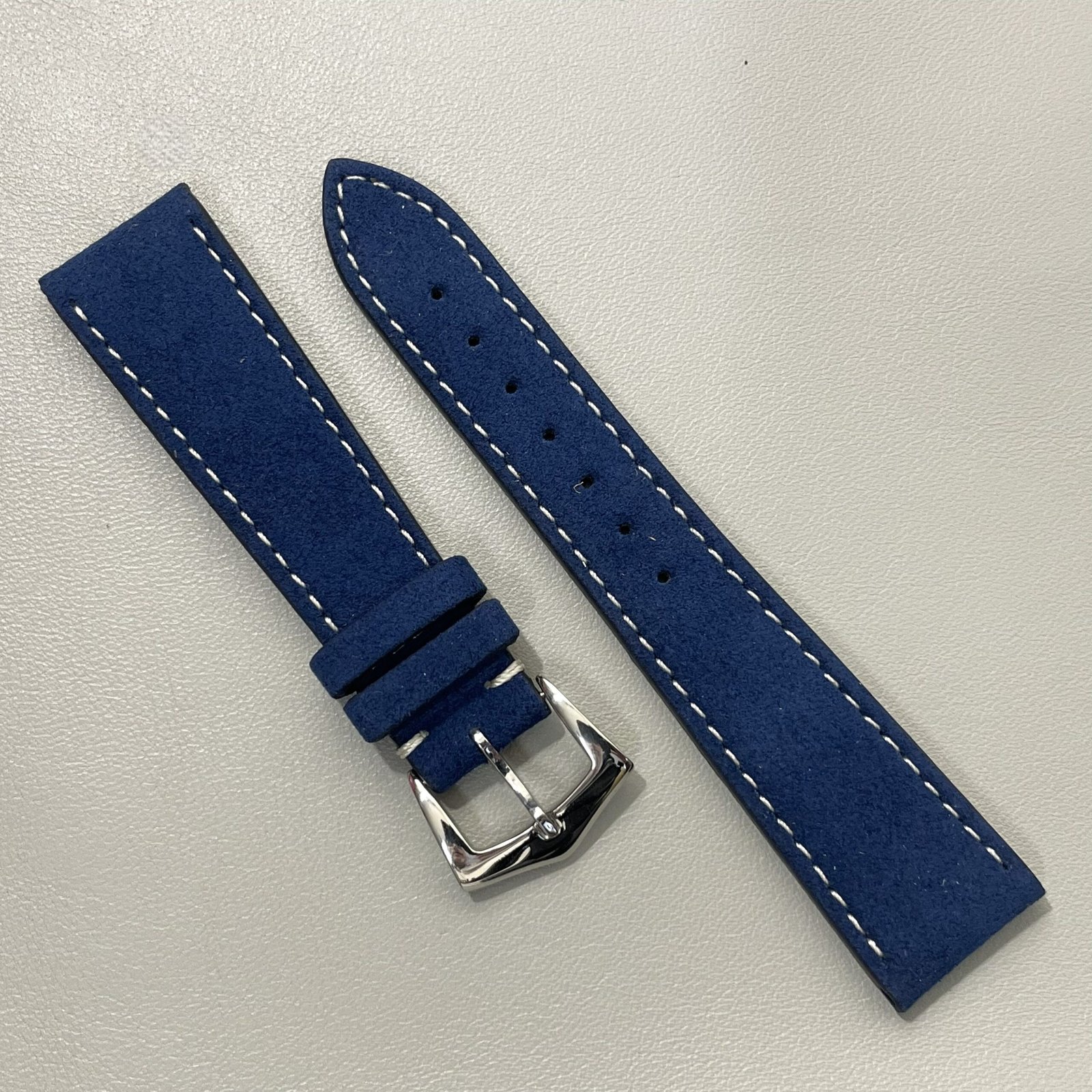 Alcantara blu - immagine 4