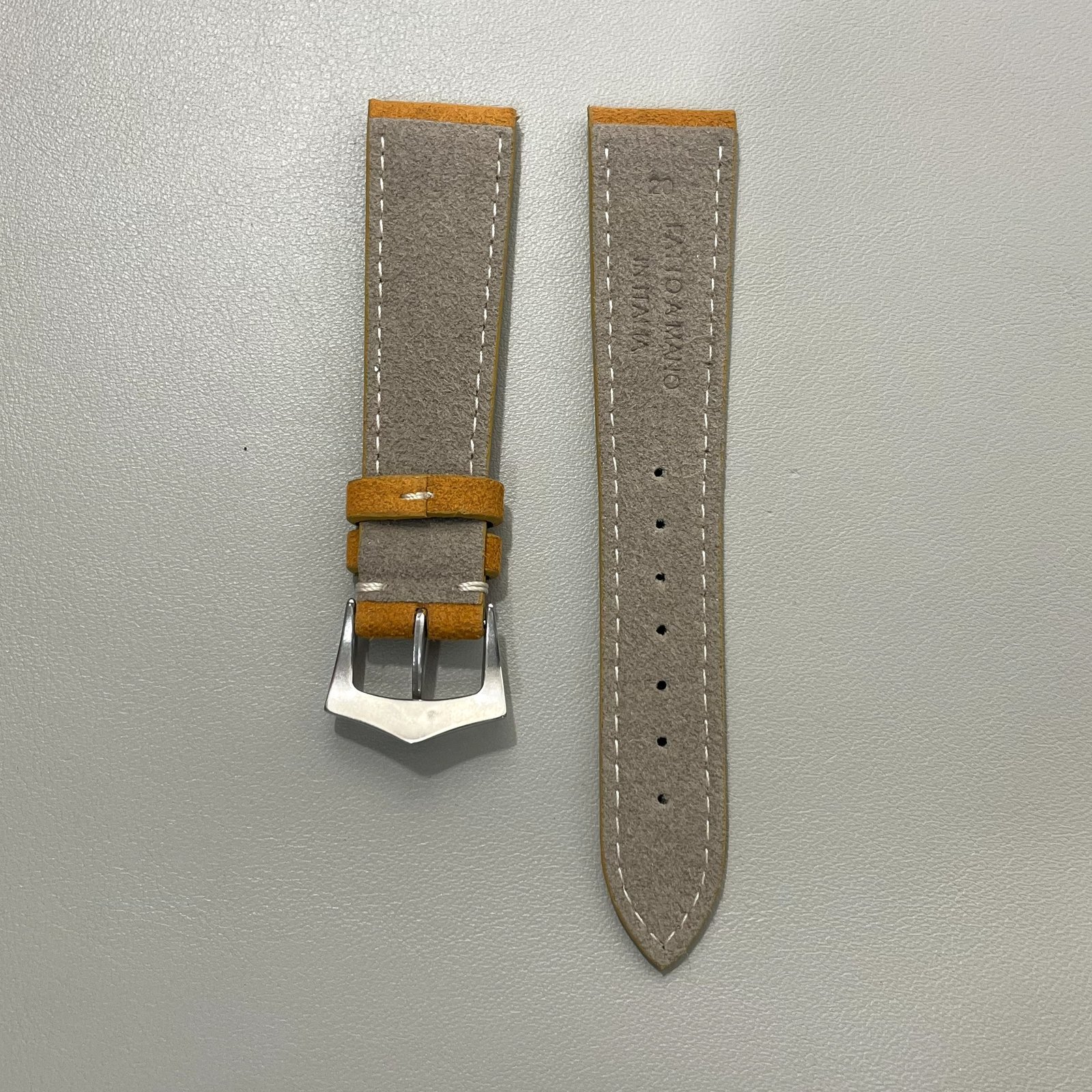Alcantara miele - immagine 5