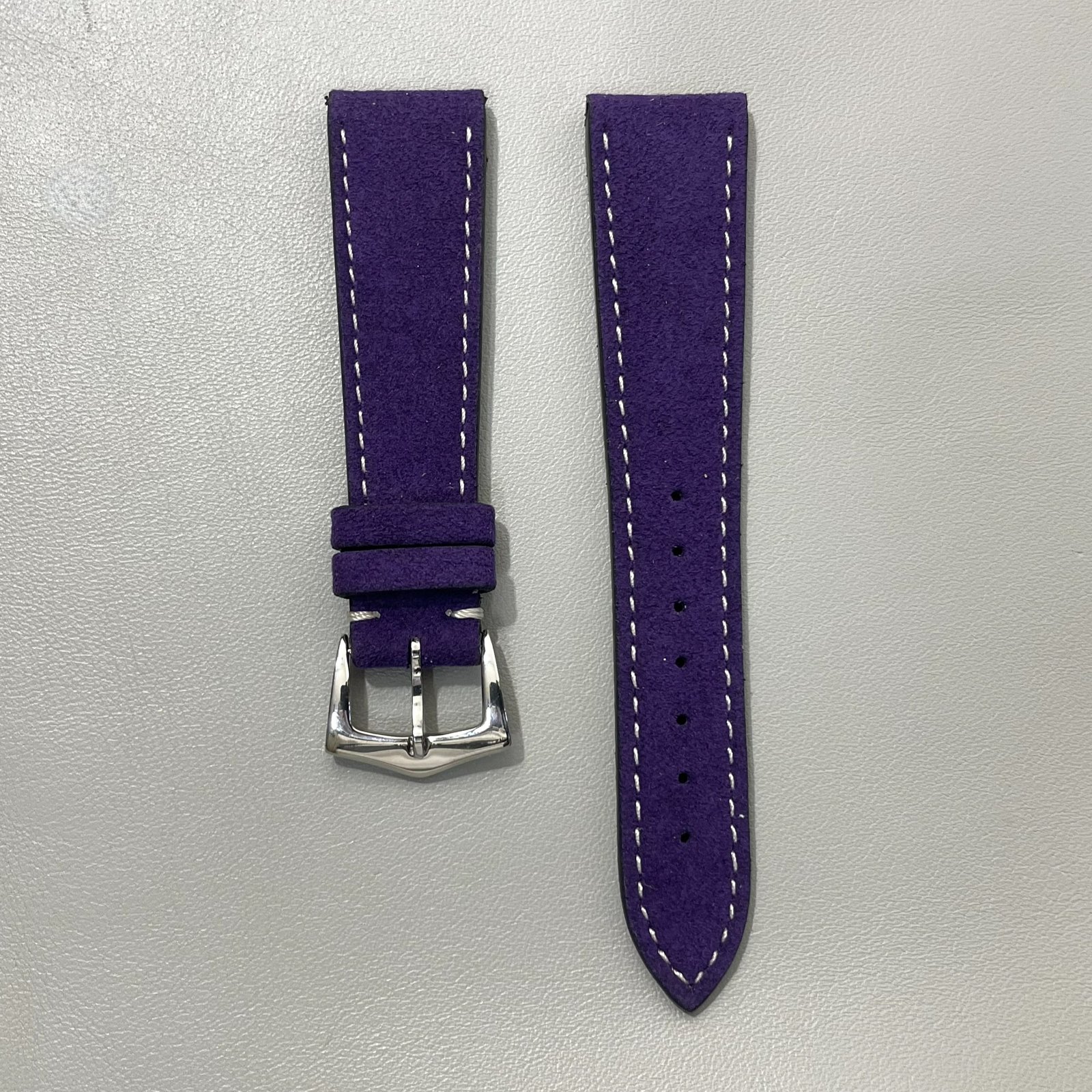 Alcantara viola imperiale - immagine 6